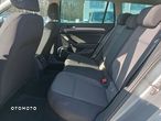 Volkswagen Passat 2.0 TDI EVO Essence DSG - 10