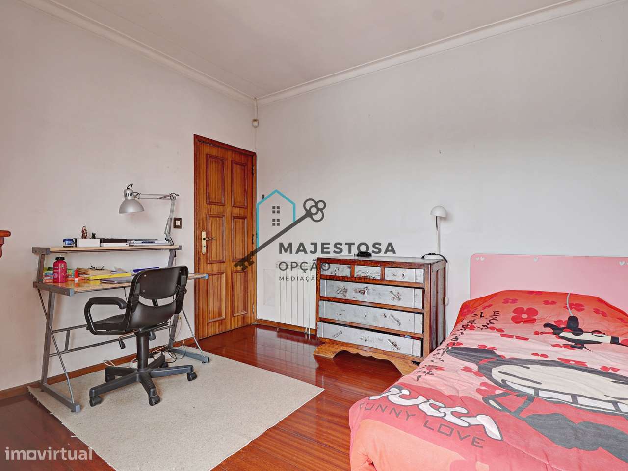 Moradia T5 com Piscina na Rua Padre Cruz, Maximinos-21