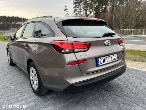 Hyundai I30 1.6 D Classic + - 5