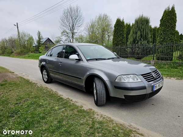 Volkswagen Passat - 17