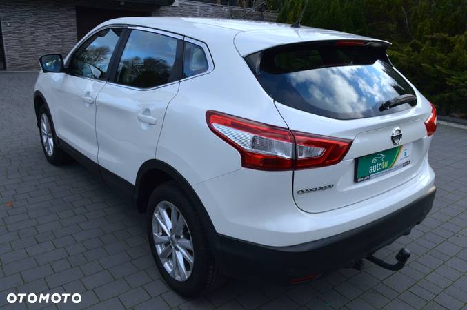 Nissan Qashqai 1.5 dCi Tekna - 4