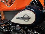 Harley-Davidson Custom - 24