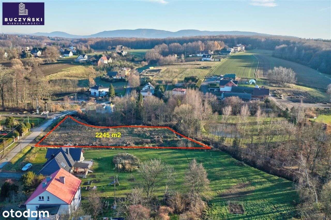 Działka z pozwoleniem na budowę 4 domów.-8