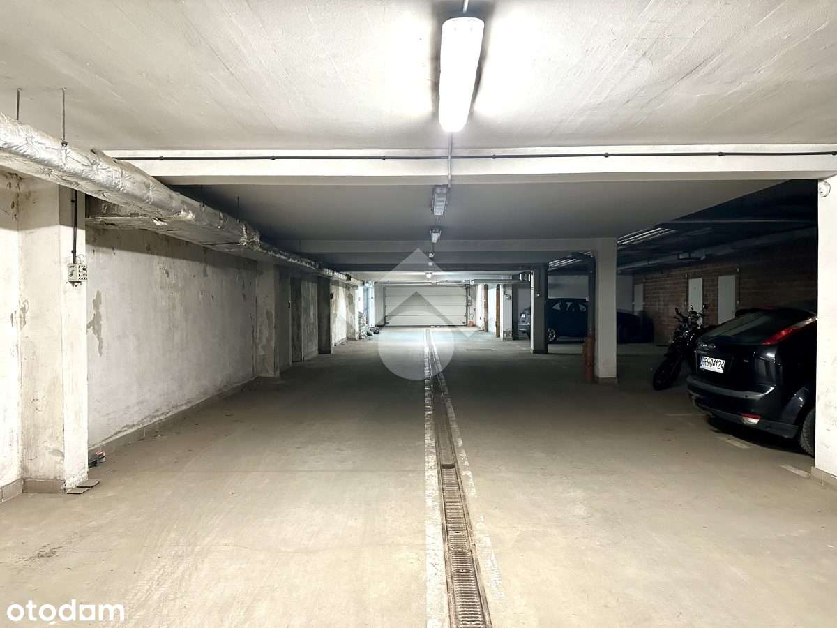 Kraków – Żabiniec – miejsce postojowe + komórka lokatorska - Pełny obrazek: 4/5