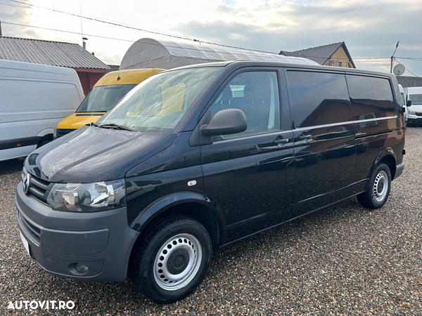 Volkswagen Transporter - 1