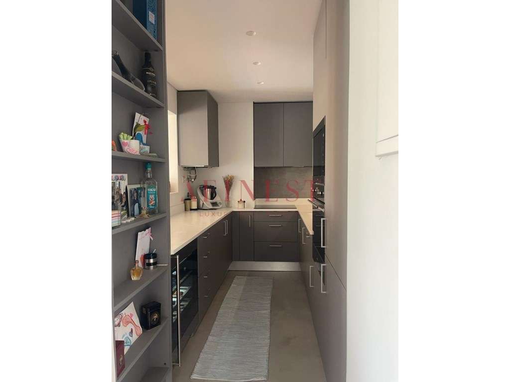 APARTAMENTO T2 REMODELADO - QUINTA BELOURA COM TERRAÇO E PISCINA - Grande imagem: 5/16