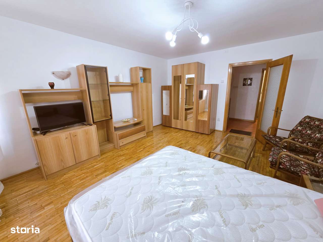 Garsoniera Stirbei Voda bloc 1993 et 3 mobilata Metrou Eroilor - Imagine principală: 4/20