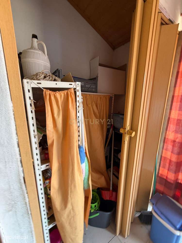 Moradia BI-FAMILIAR perto do IPB e do Centro de Bragança, no Bairro da-10
