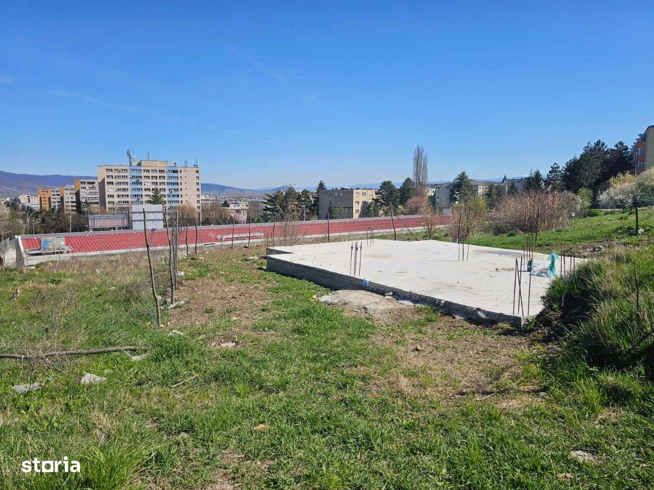 Teren 600 de metri pătrați,cu fundație pentru casa,proiect casă - Imagine principală: 4/8