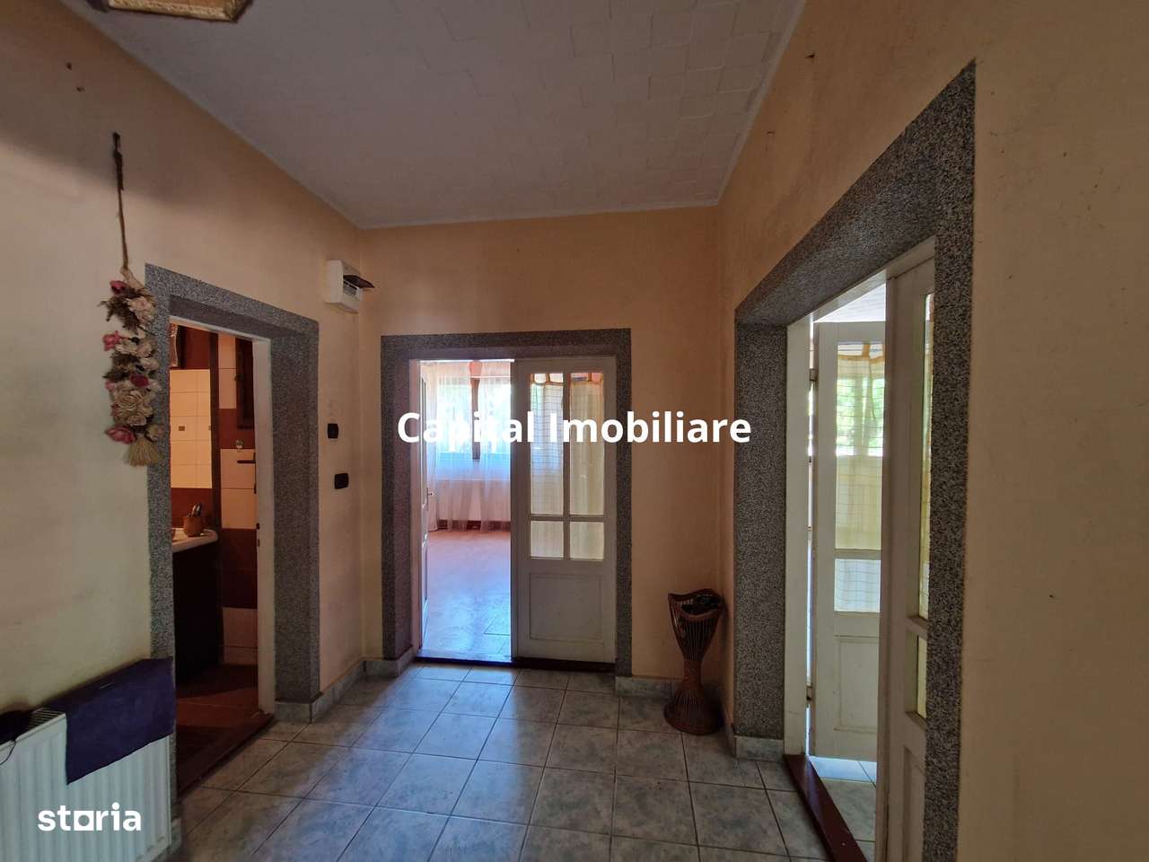 Casa cu teren de vanzare in Baita, 140m2, 4 camere, Comision 0% - Imagine principală: 4/17