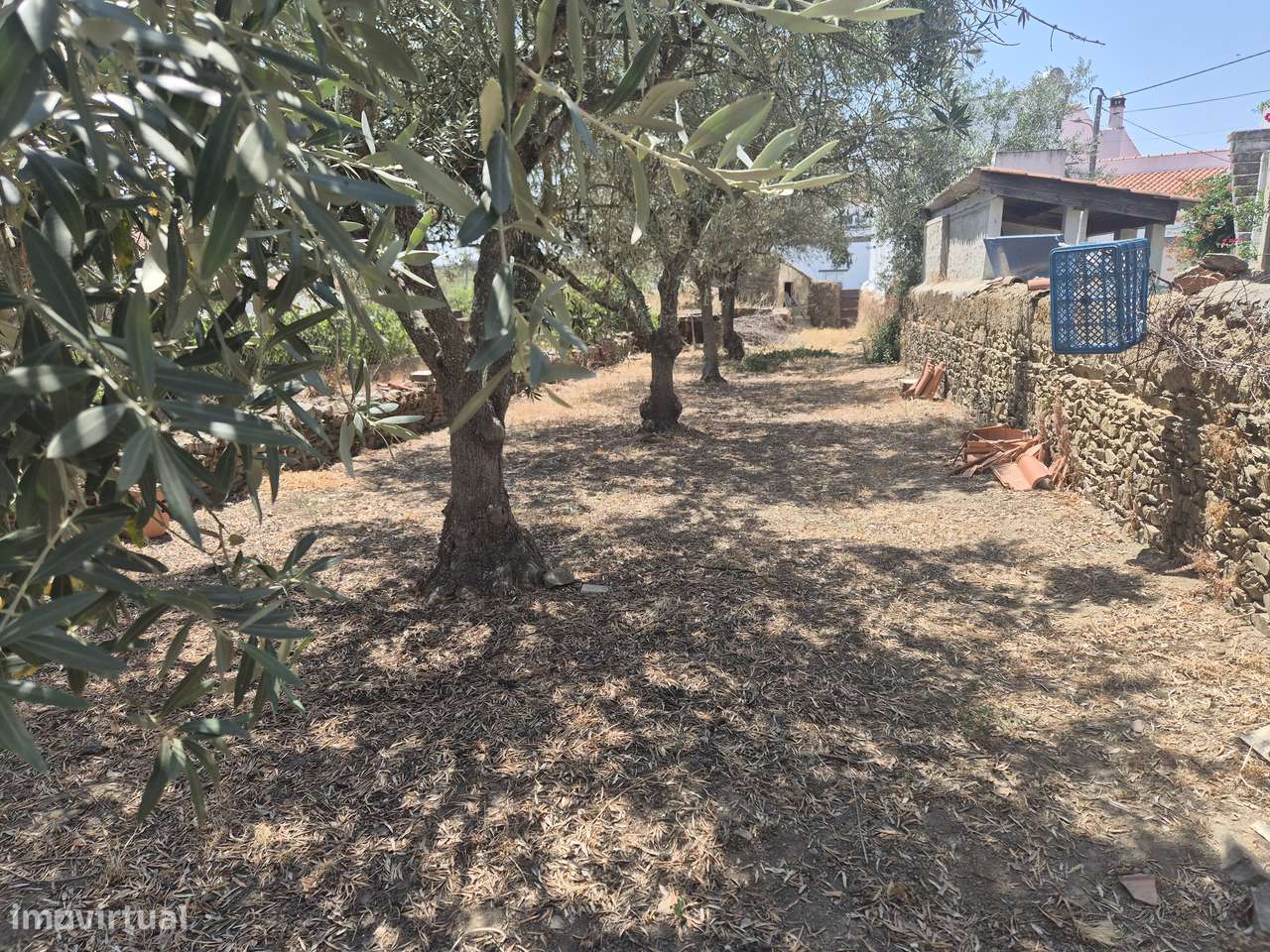Moradia terrea com terreno na Aldeia dos Fernandes-13