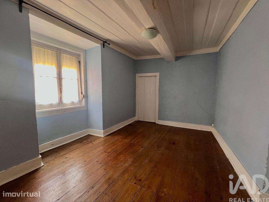 Prédio T12 em Caldas da Rainha - Nossa Senhora do Pópulo, Coto e São G - Grande imagem: 3/22