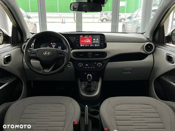 Hyundai i10 1.2 Smart AMT - 9