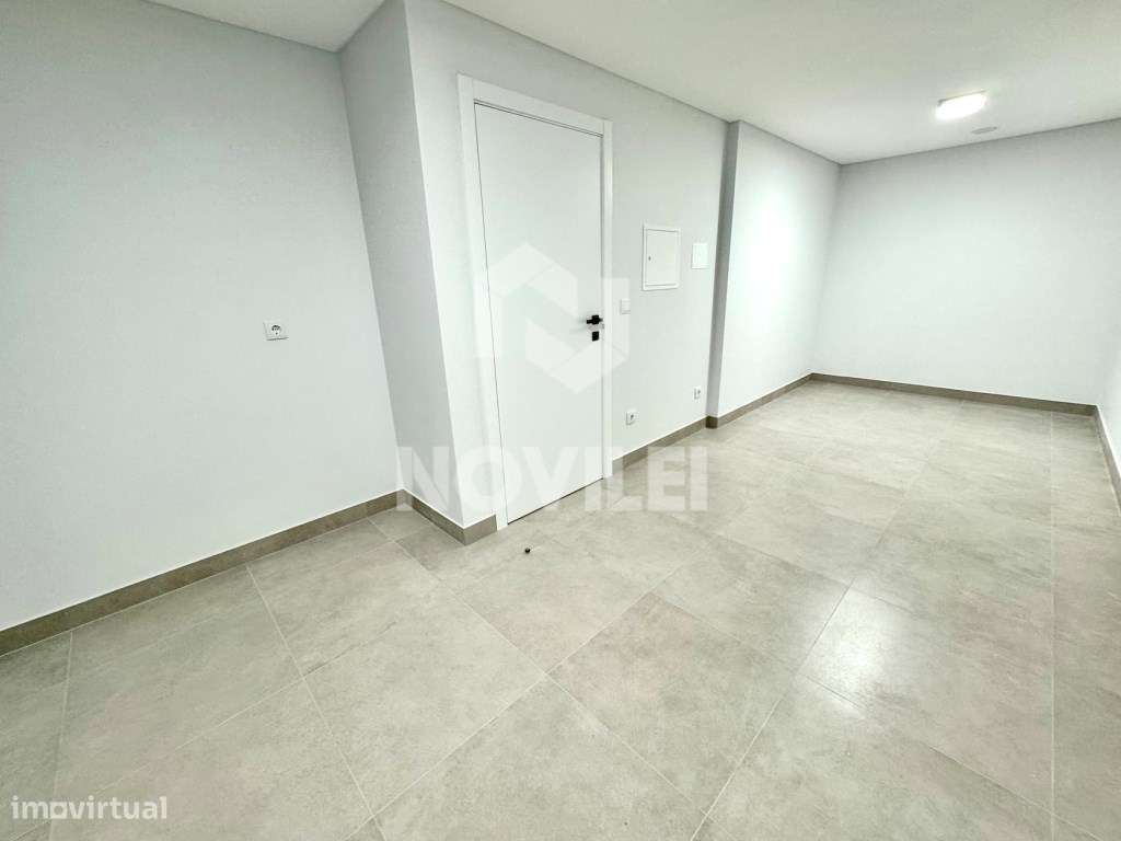 Moradia T3 em condomínio Fechado no centro de Leiria.-29