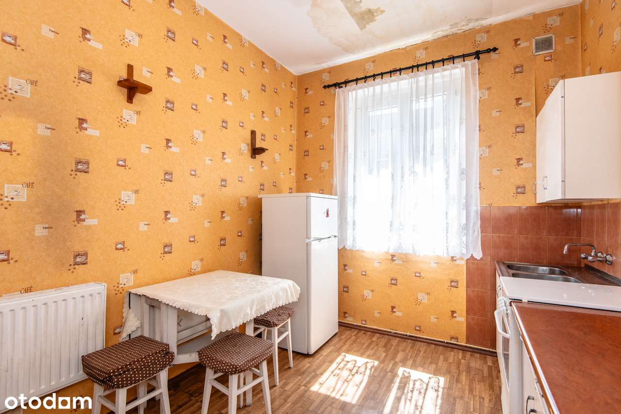 Przestronne, ciche i klimatyczne w willi miejskiej os. Warszawskie-8