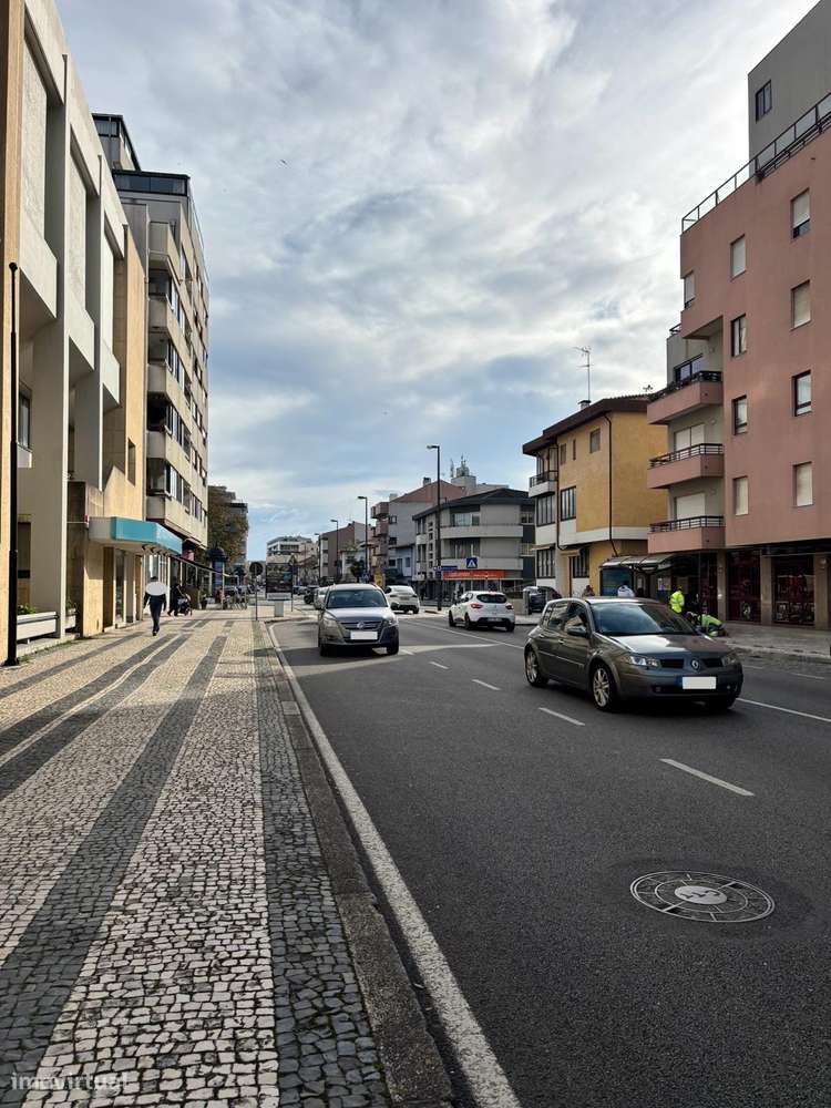 Arrendo loja de gaveto no centro da Póvoa de Varzim - Grande imagem: 5/5
