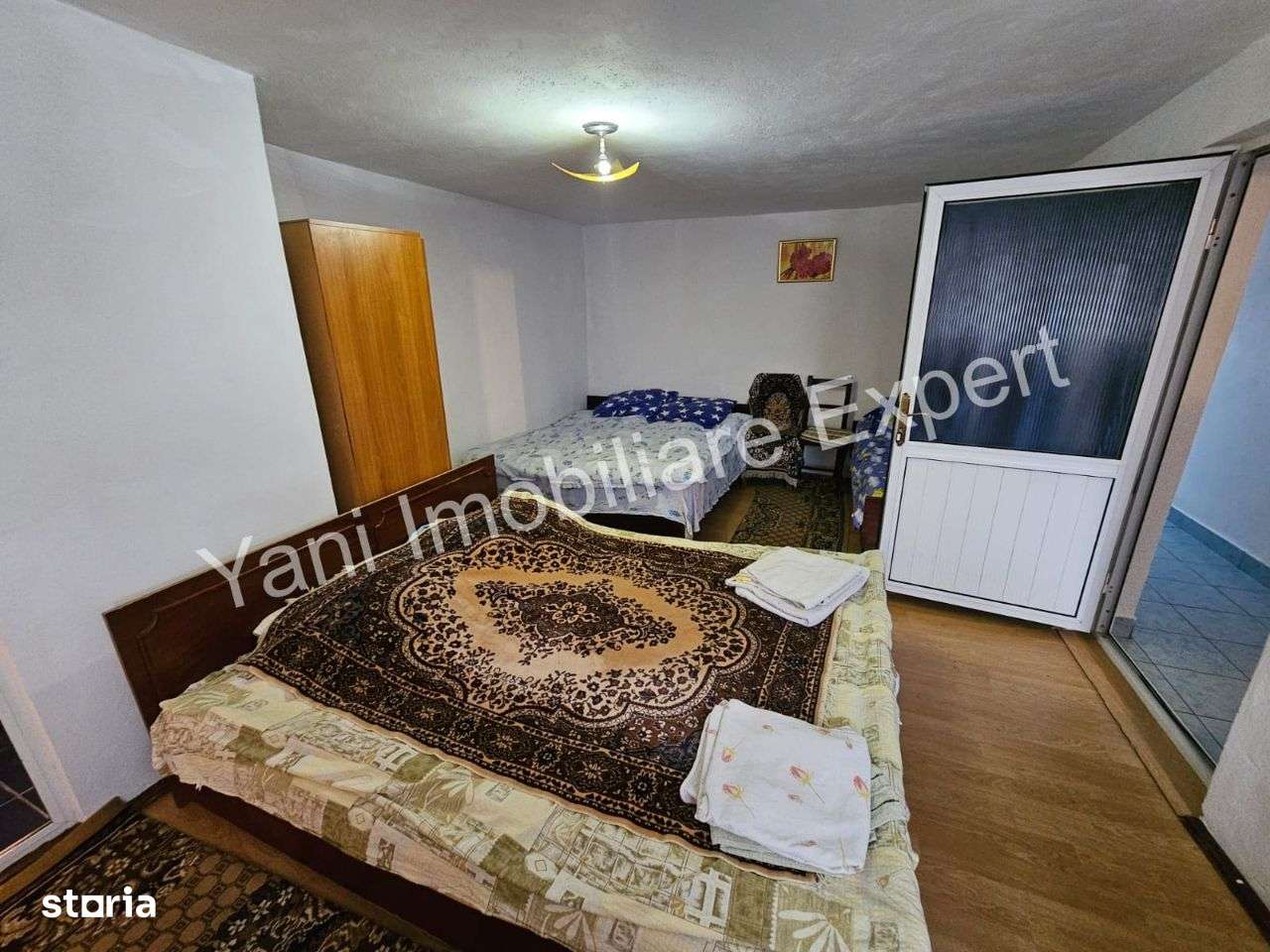 Pensiune de vânzare în comuna Sălătrucu, Județ Argeș - Imagine principală: 4/20