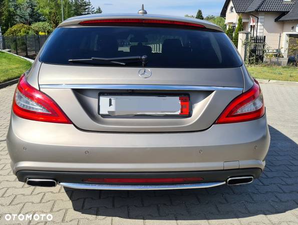 Mercedes-Benz CLS Shooting Brake 350 CDI 4Matic DPF B.EFF 7G-TR - 32