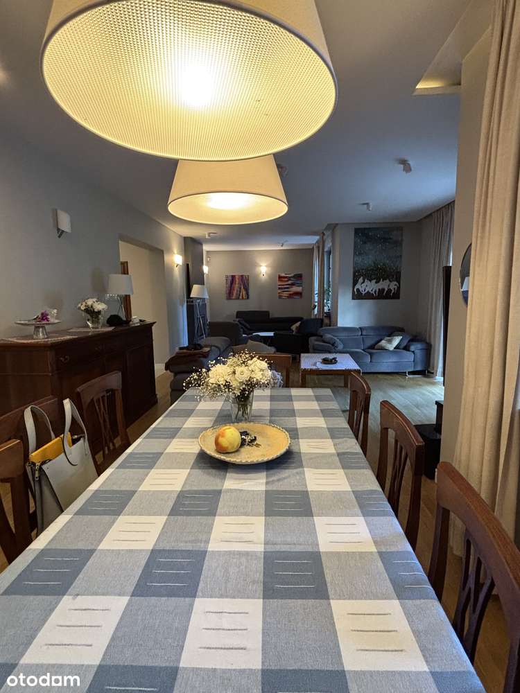 Elegancki dom z garażem na 3 samochody  i ogrodem, cicha okolica-5