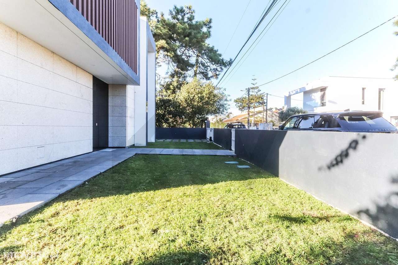 Moradia T4 de luxo na Aroeira para arrendamento - Grande imagem: 2/58