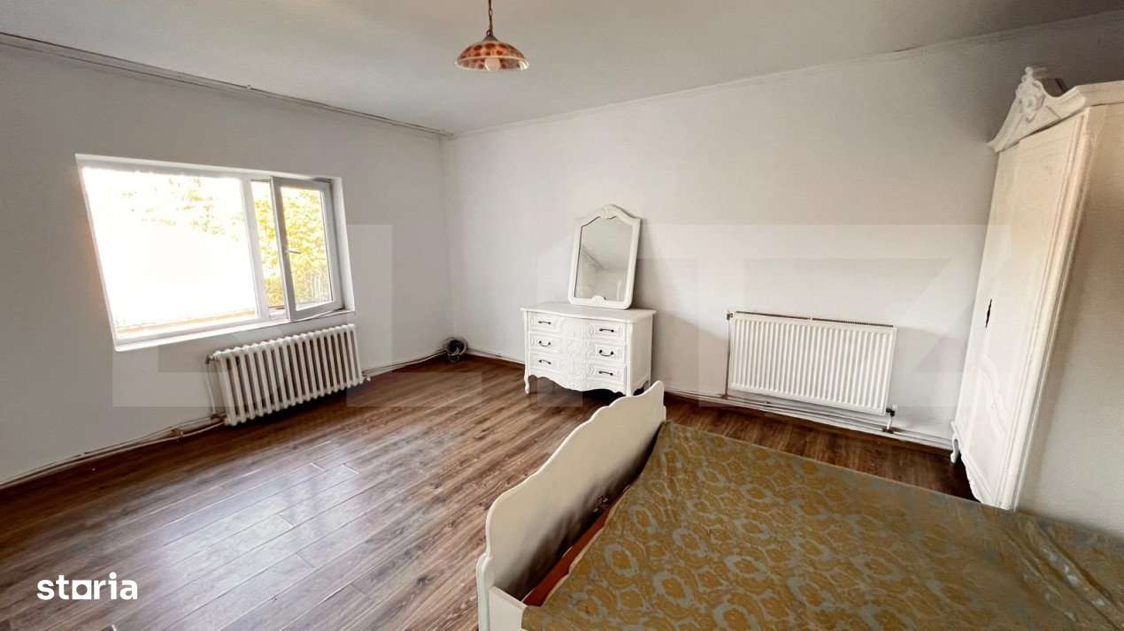 Casa, 3 camere,  100 mp utili, zona Sararie - Imagine principală: 5/10