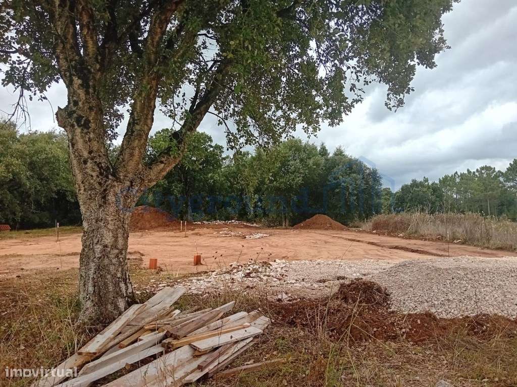 Moradia Térrea V3 Vista serra, lote 1645m2, Lagoa do Cão-26