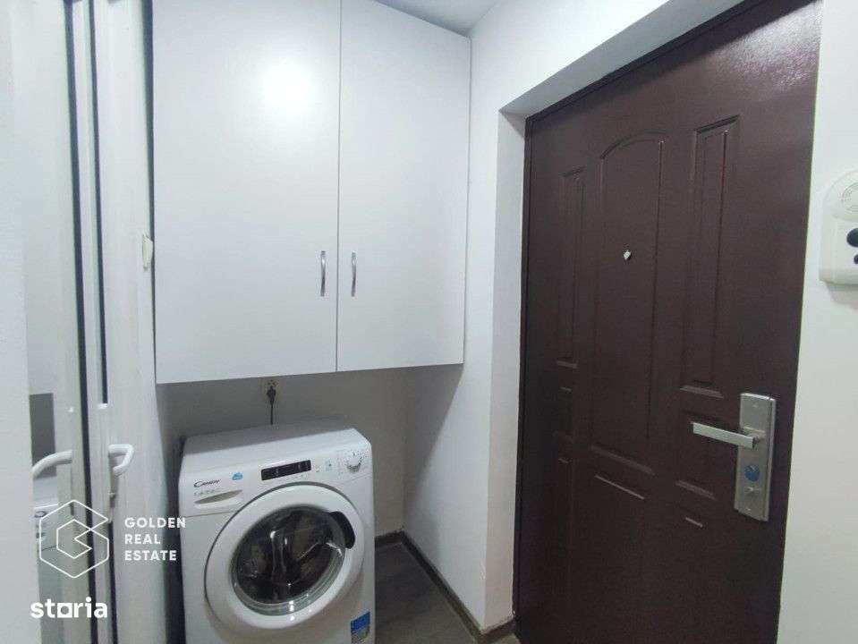 Garsoniera tinereasca, etaj 3, 6 Vanatori - Imagine principală: 4/6