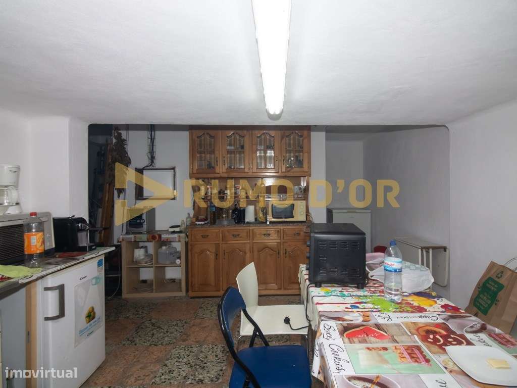 Armazém 198m² no Centro do Carregado - Com Escritório, Cozinha e Ca...-7