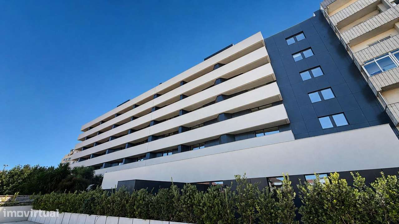 T1 com Piscina | Avenida Fernão Magalhães-17