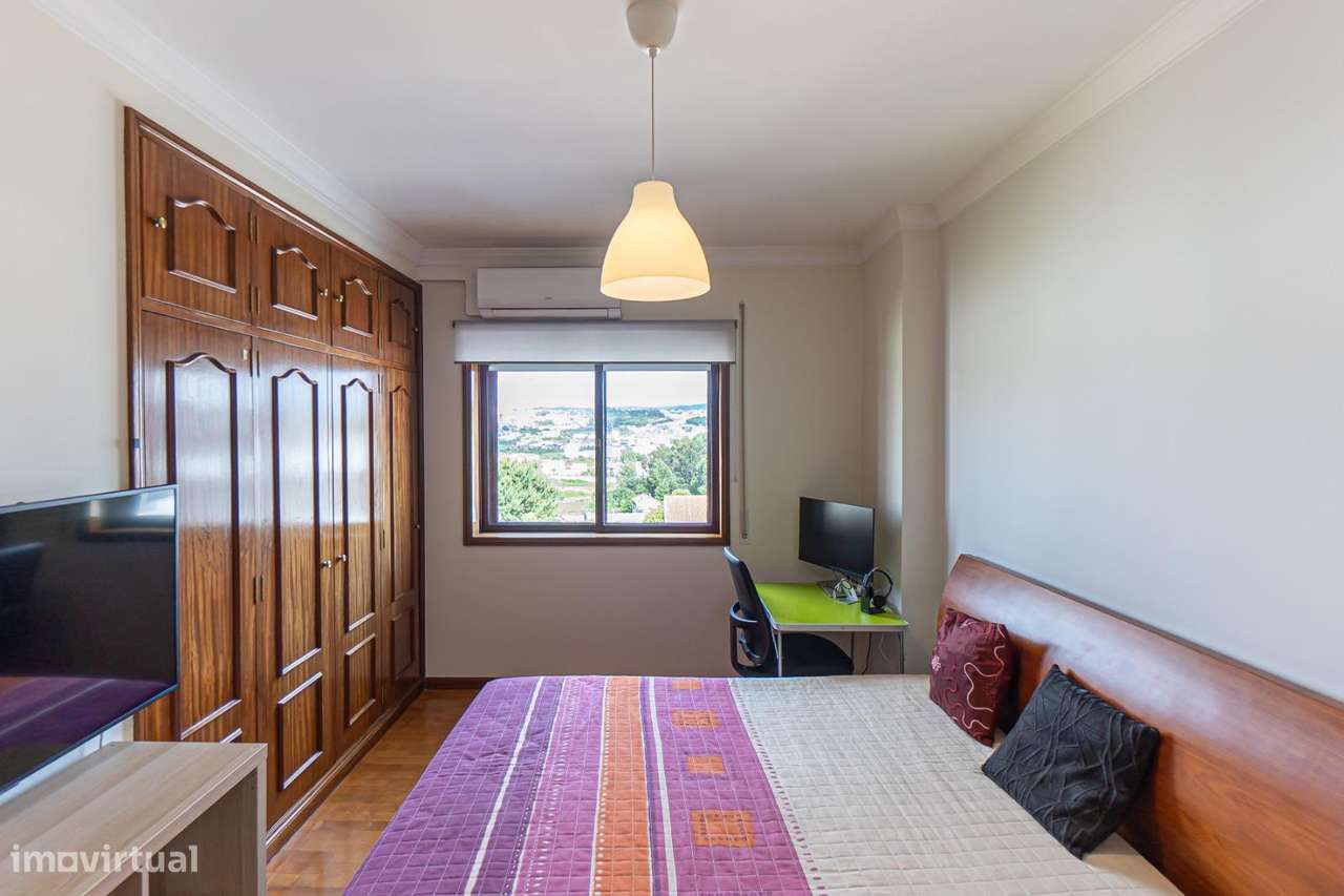 Oportunidade Imperdível, T3 Gondomar, condomínio Privado. Junto  Metro-15