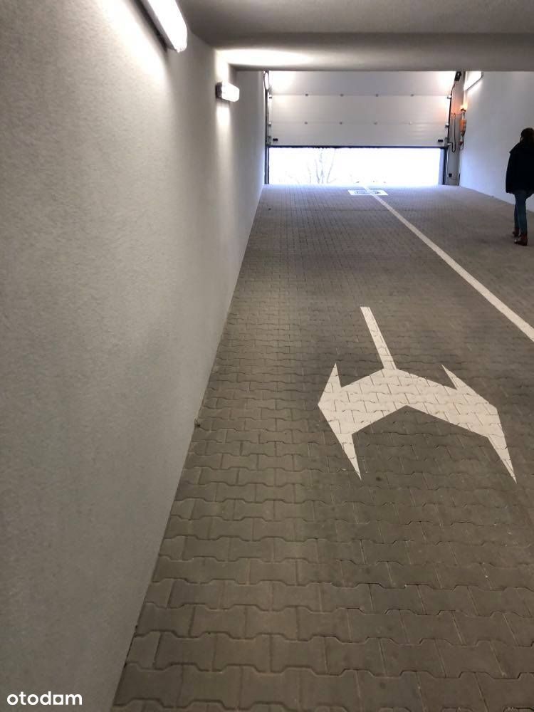 Miejsce garażowe Poznań, os. Nowe Ogrody 4G