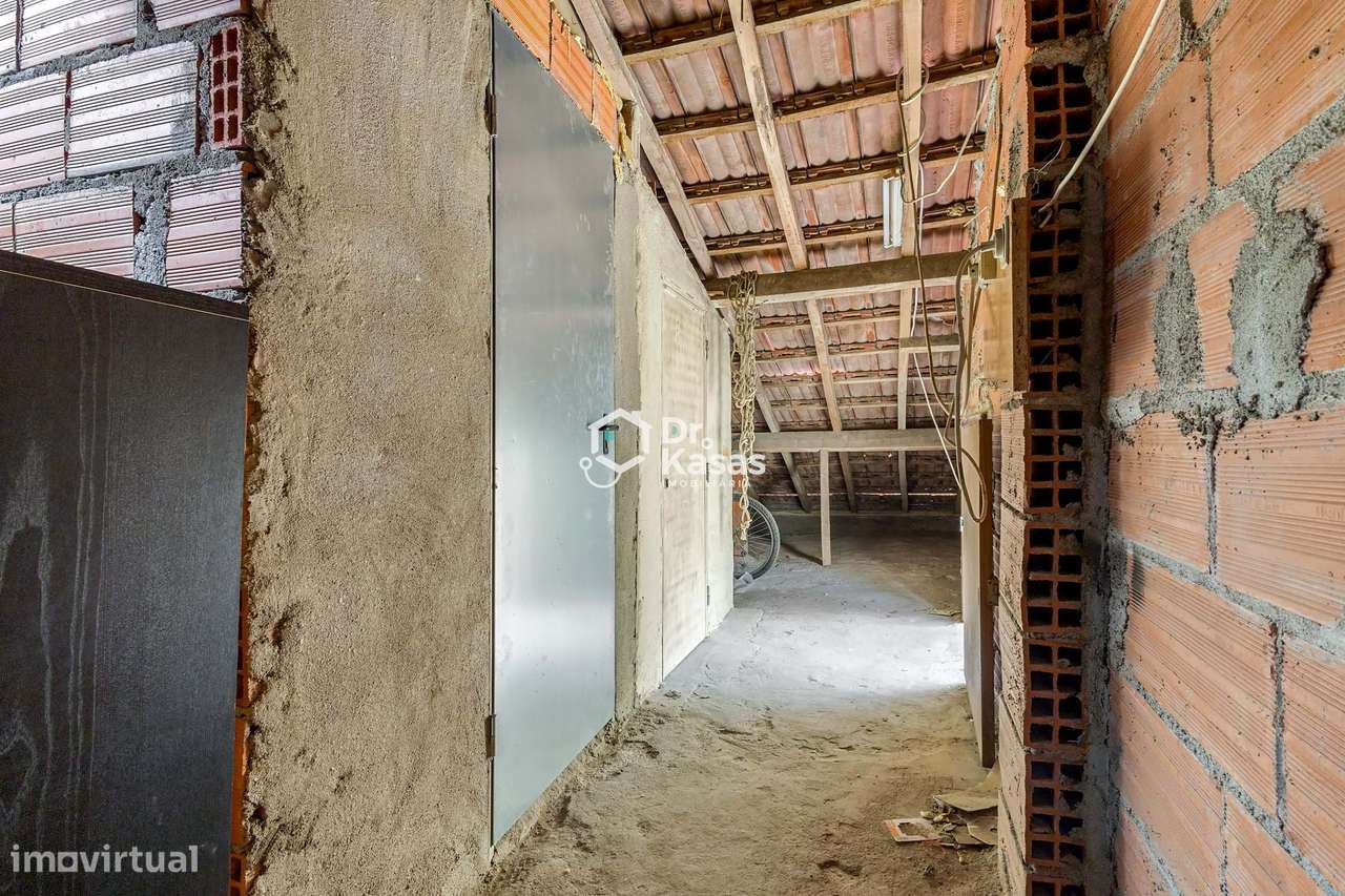 T2 Baixa da Banheira | Habitação ou Investimento-18