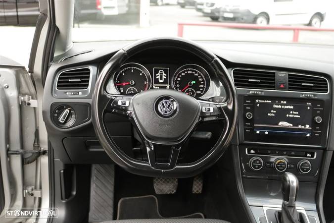 VW Golf Variant 1.6 TDi Confortline DSG - 30