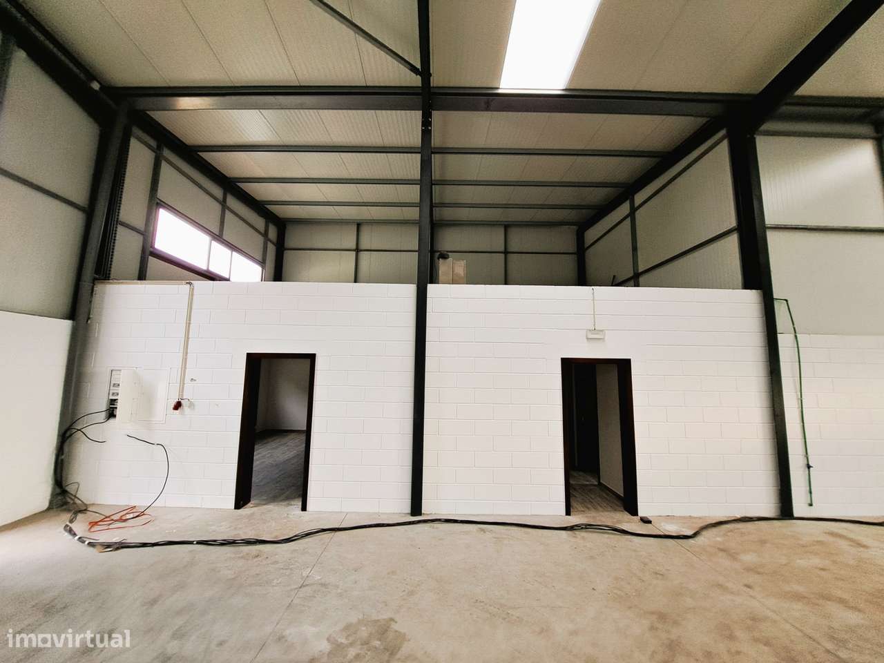 Pavilhão Industrial 450m2 - Grande imagem: 4/11
