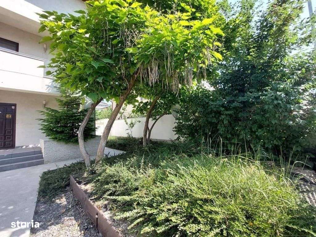 Casă modernă spatioasa P+2, 300 mp utili, 7 camere, parcare, utilitati - Imagine principală: 2/16