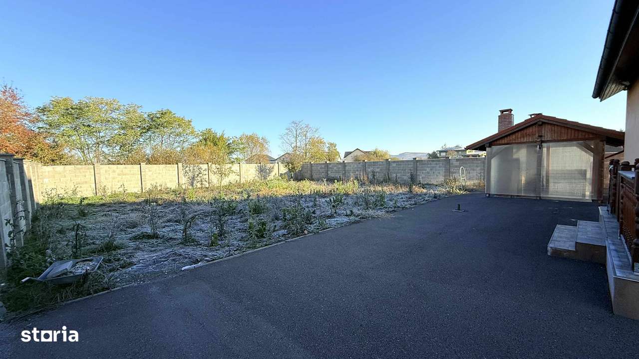 Casa de vanzare cu 4 camere, 4 bai, teren 1540mp - Sangeorgiu de Mures - Imagine principală: 5/19