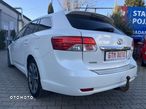 Toyota Avensis 2.0 D-4D Premium - 10