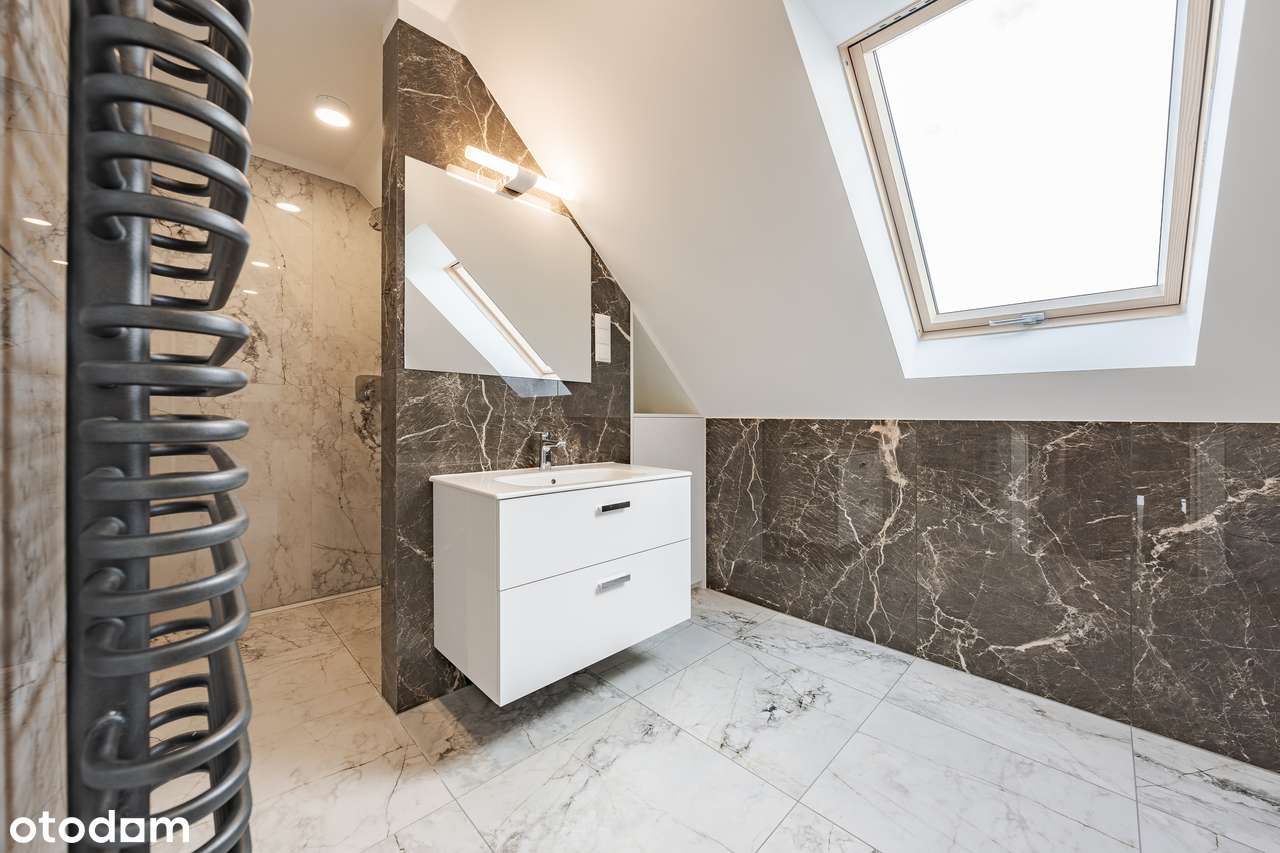 Wykończony apartament - garaż - taras - 2 balkony - strych-12