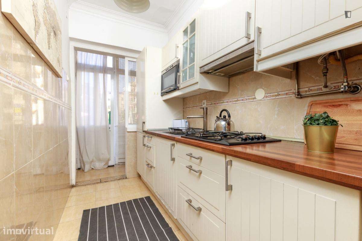 Estúdio - localizado em Entrecampos Lisbon - Grande imagem: 2/24