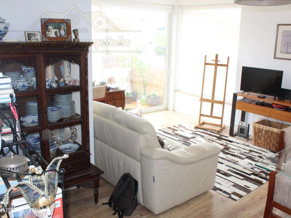 Apartamento T2 com garagem a 10min da praia-27