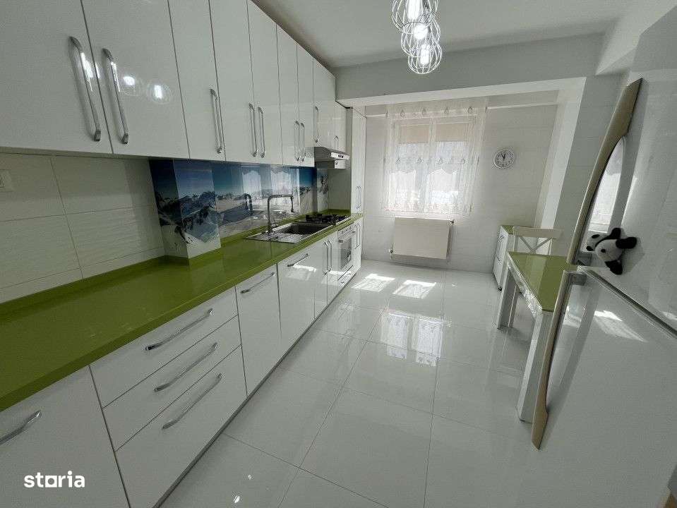 FALEZA NORD | 3 CAMERE | MODERN | GARAJ INCLUS - Imagine principală: 2/8