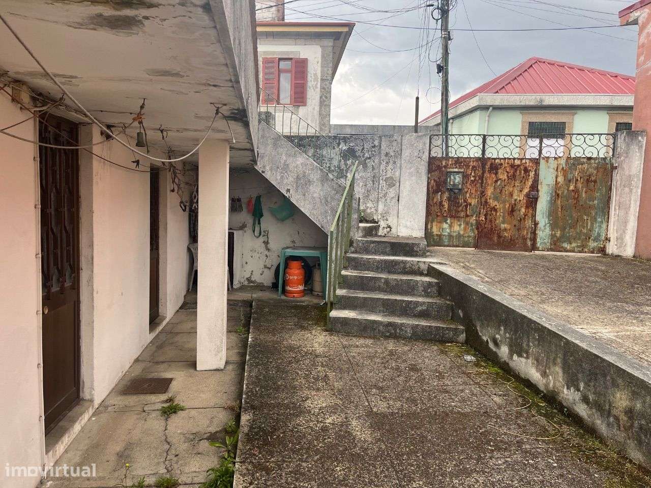 2 (duas) casas para reabilitação com terreno 1.000 m2 - Grande imagem: 4/9