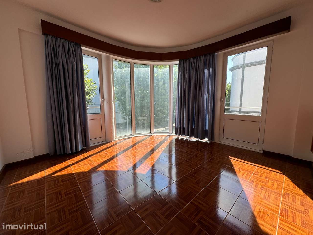 Building em, Ponta Delgada REF:001_220523-5