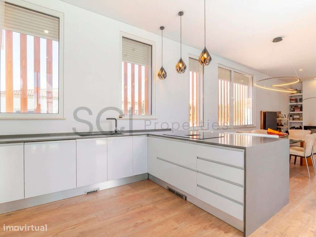 Moradia T4 Térrea Luxo | Piscina | Belverde - Grande imagem: 3/56