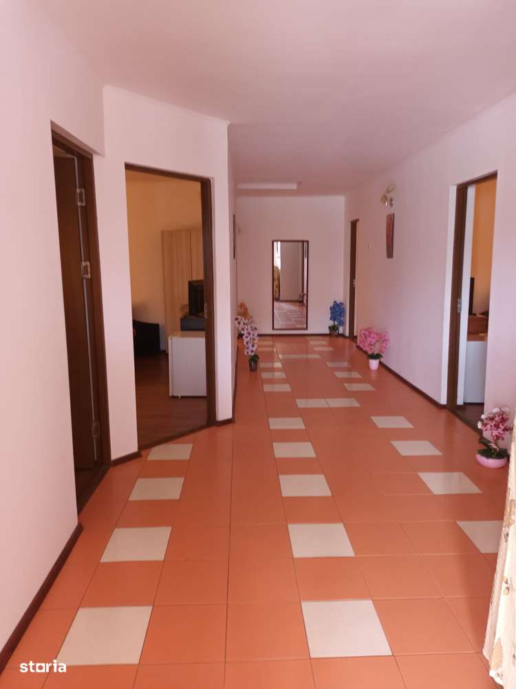 C7  Pensiune 13 camere Eforie Nord - Imagine principală: 5/10
