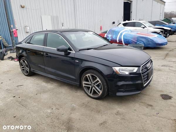 Audi A3 2.0 TFSI Limousine quattro S tronic design - 1