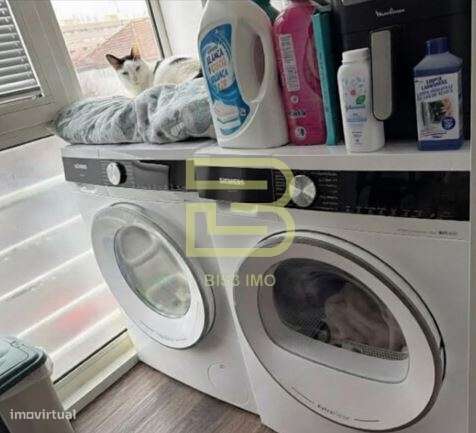 Apartamento T3 mobilado, convertido num T2(possibilidade de reverter p-7