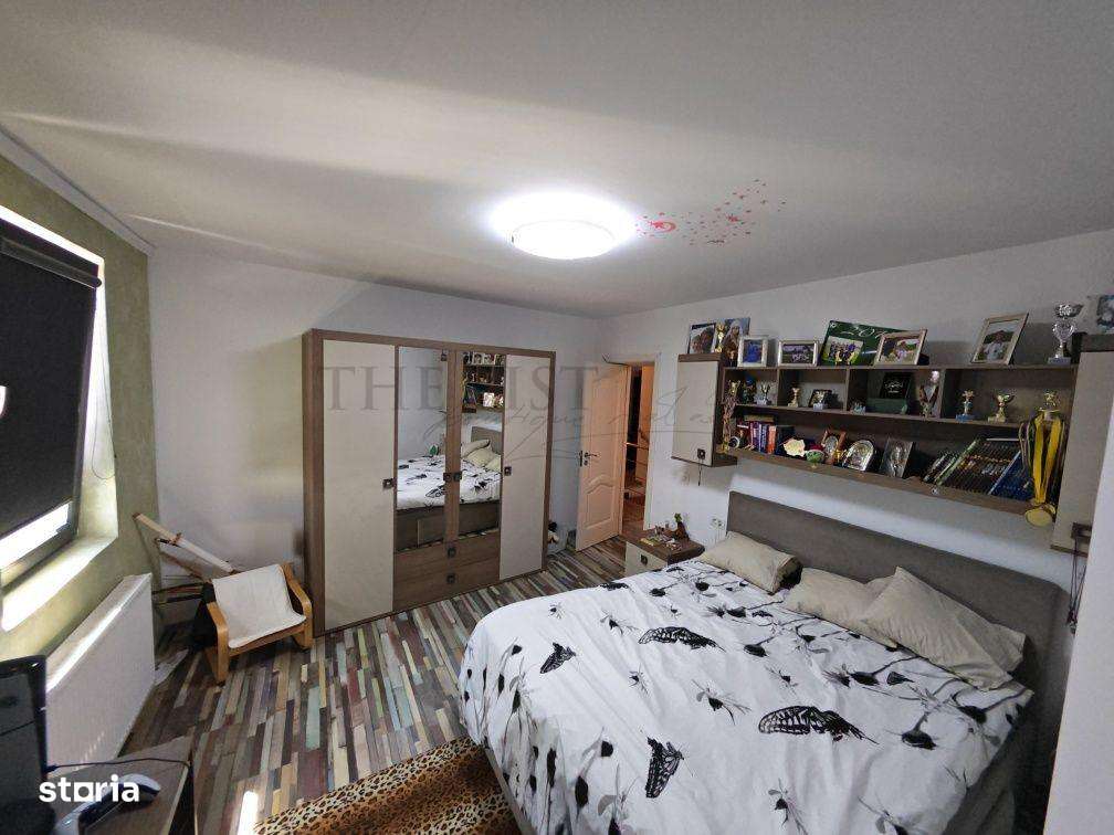 De vanzare | Casa cu 5 camere | Tunari - Imagine principală: 5/7