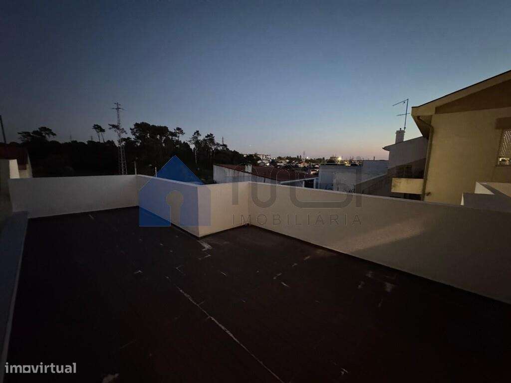 Moradia T3 em Matosinhos — Conforto e Elegância-59