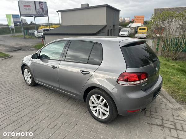 Volkswagen Golf - 5